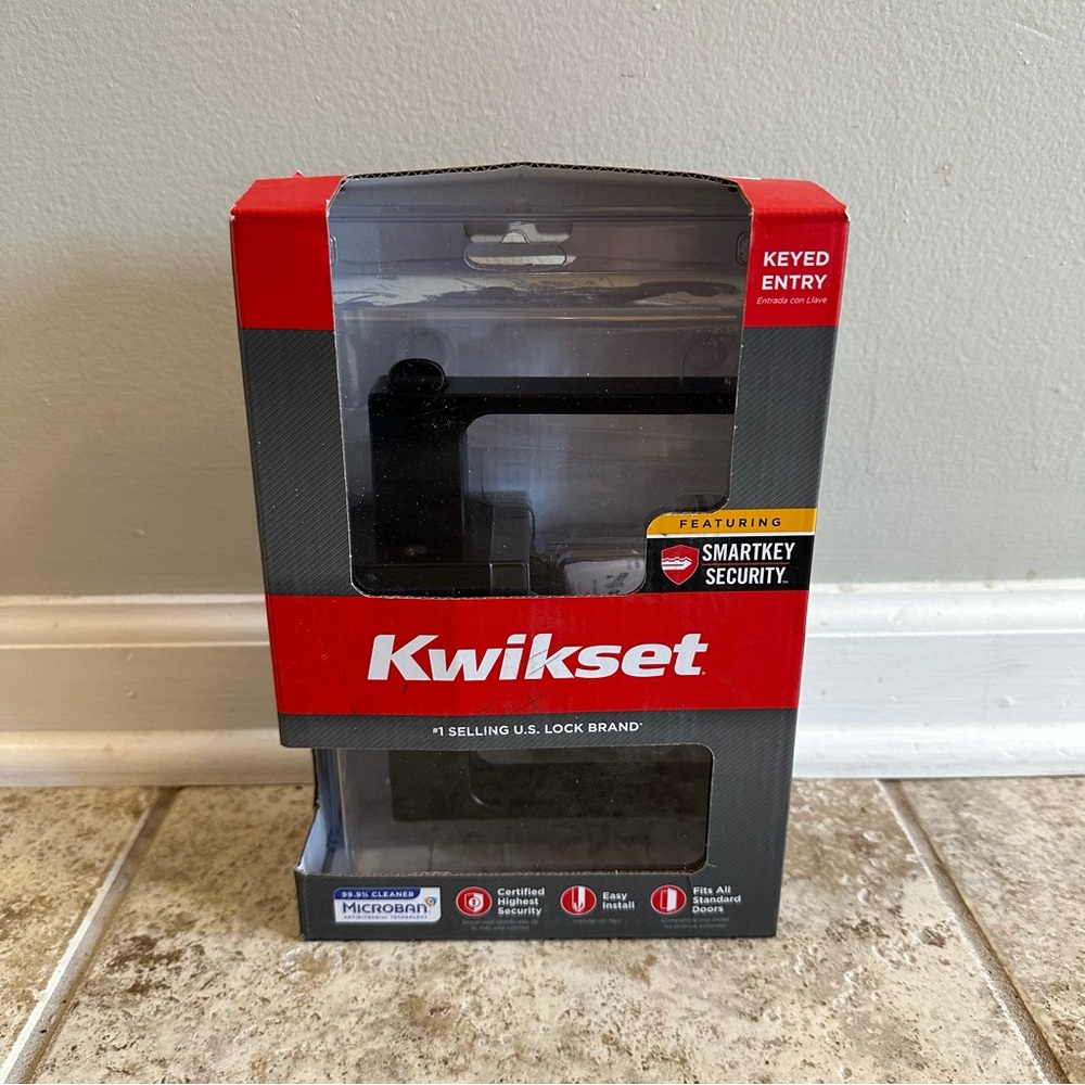 Kwikset Square Matte Black Keyed Entry Door Handle